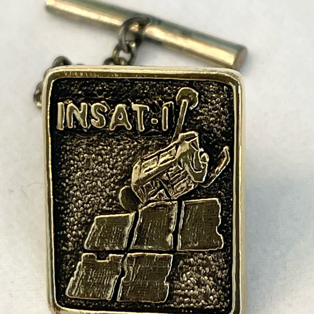 INSAT-1 satellite tie pin with chain & bar attachment
